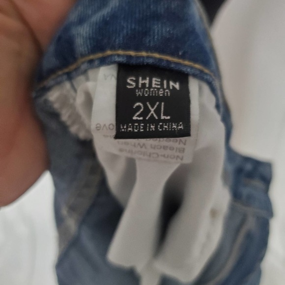 Asymmetrical Raw Hem Denim Mini Skirt - Picture 4 of 5